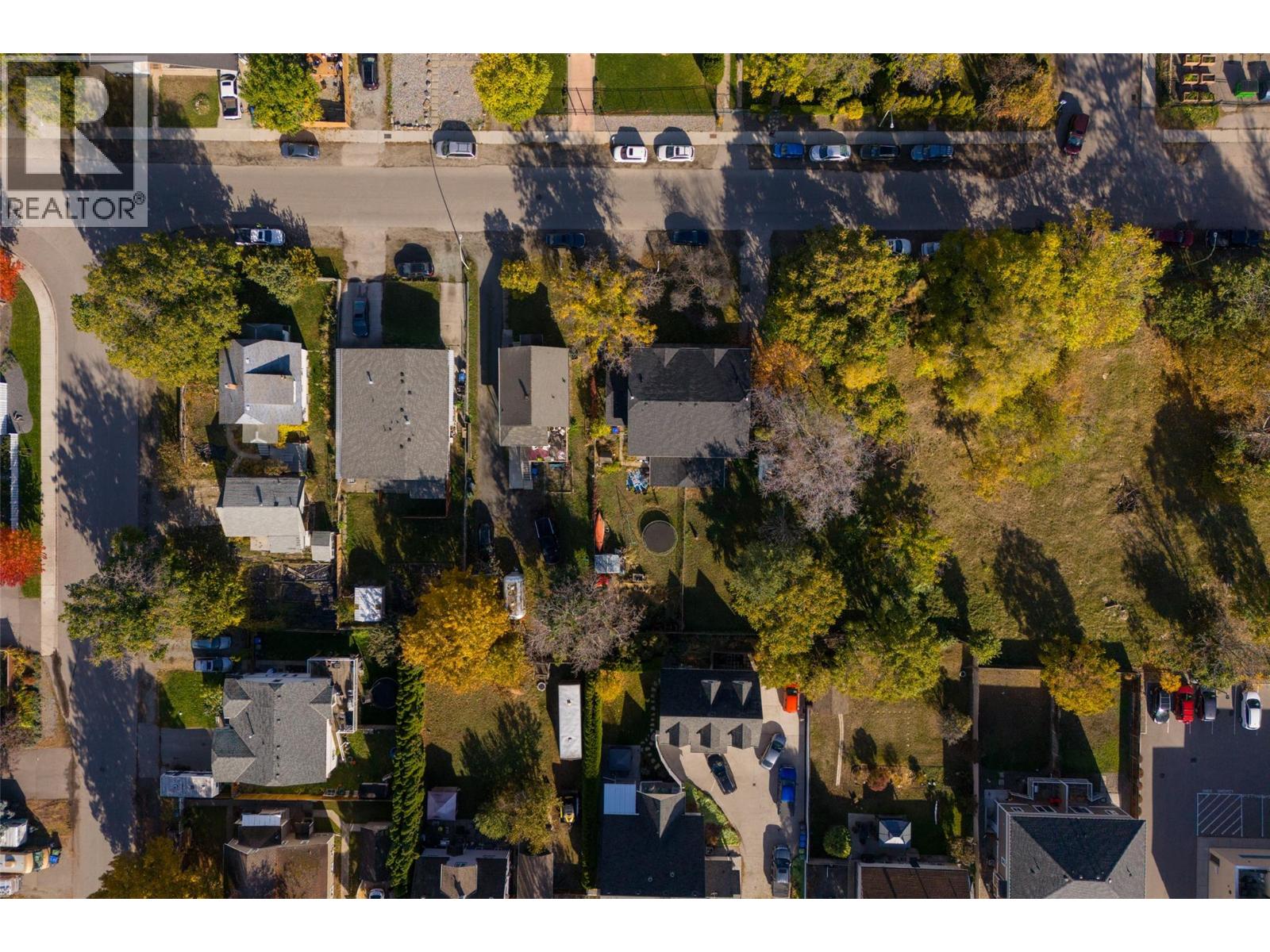 1033 / 1035 Laurier Avenue, Kelowna, British Columbia  V1Y 6B2 - Photo 15 - 10374505