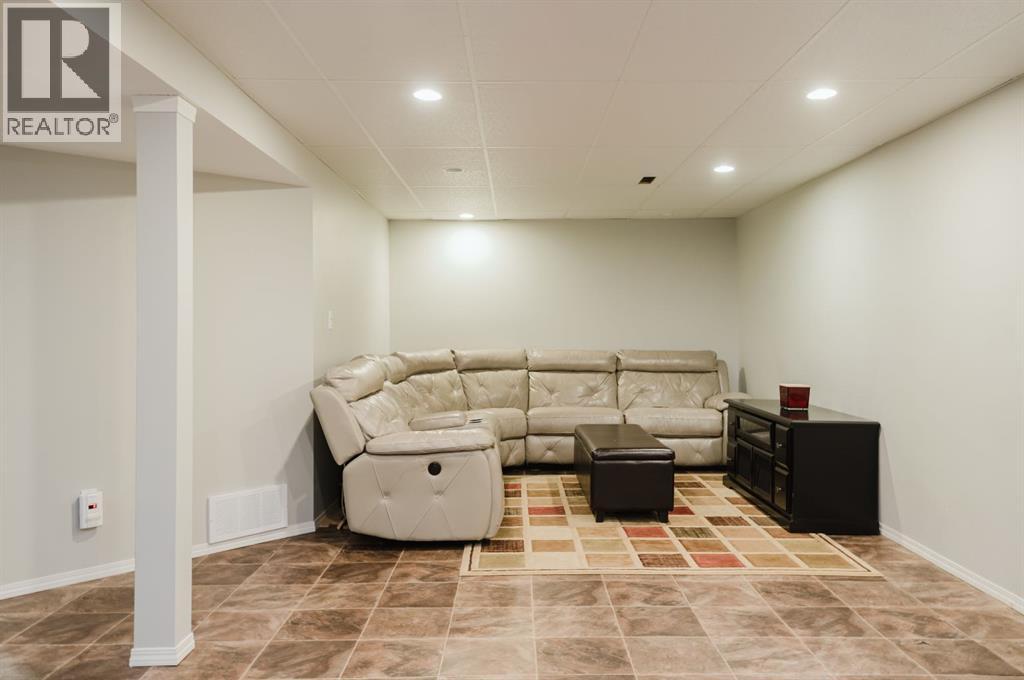 9913 85 Avenue, Grande Prairie, Alberta  T8V 0A1 - Photo 20 - A2282962