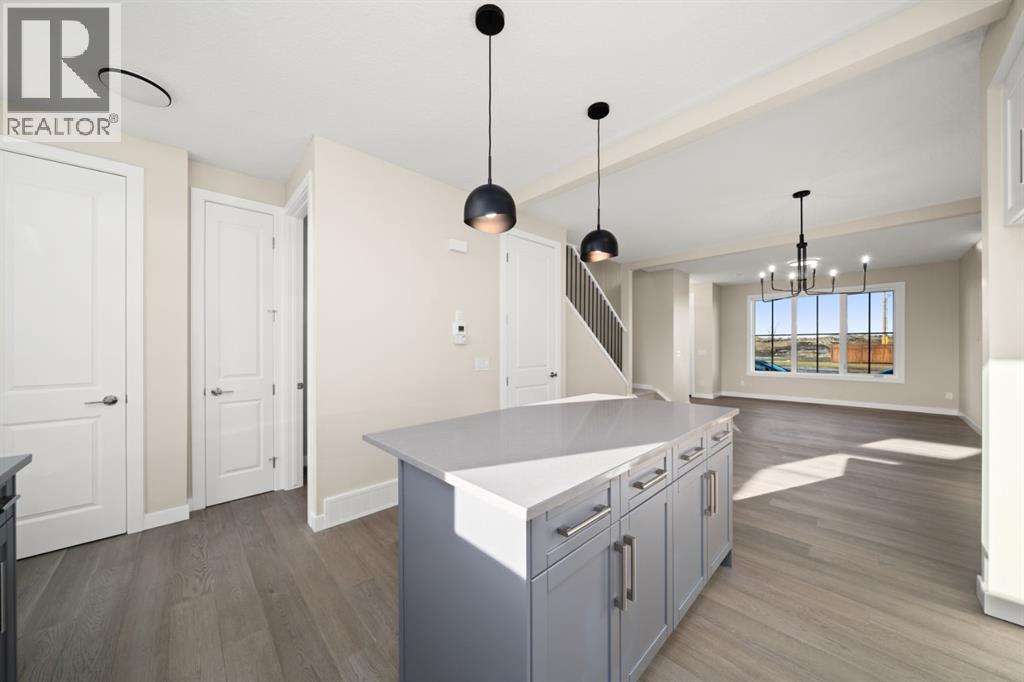 29 Sora Gate Se, Calgary, Alberta  T3S 0M6 - Photo 6 - A2274826