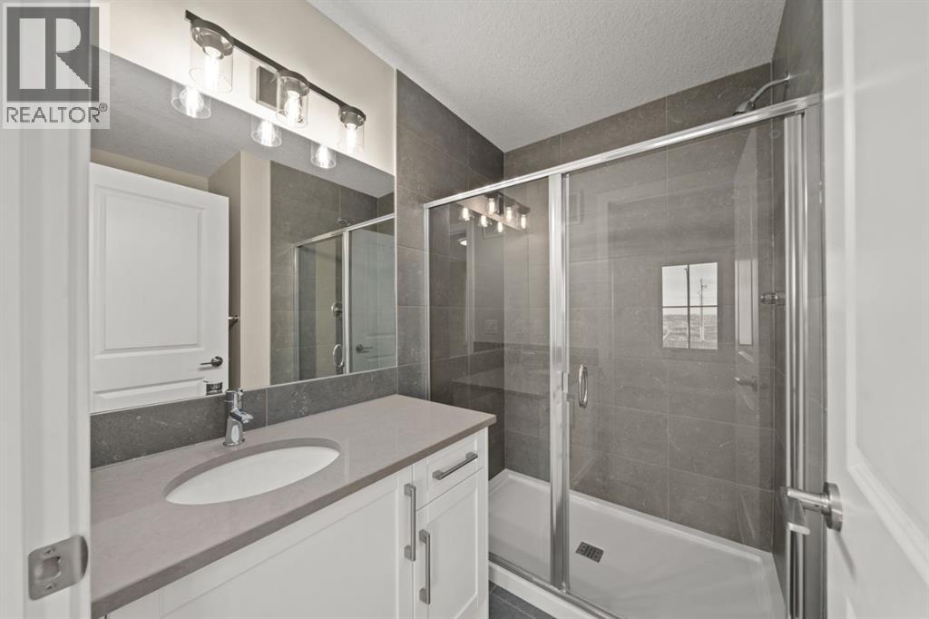 29 Sora Gate Se, Calgary, Alberta  T3S 0M6 - Photo 11 - A2274826