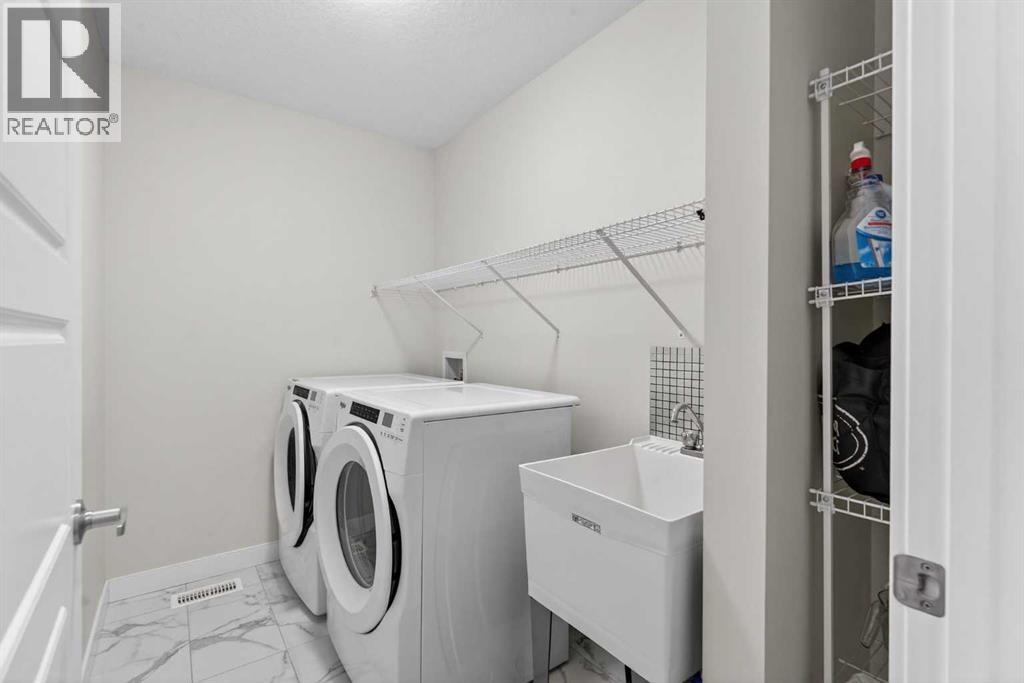 15 Midgrove Drive Sw, Airdrie, Alberta  T4B 5H1 - Photo 24 - A2283162