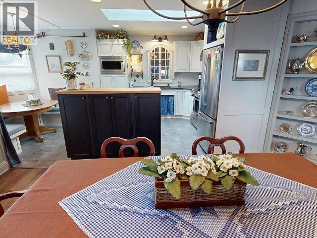 3441 Selkirk Ave, Powell River, British Columbia  V8A 5G3 - Photo 10 - 19626