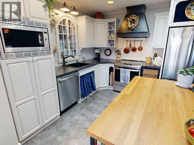 3441 Selkirk Ave, Powell River, British Columbia  V8A 5G3 - Photo 8 - 19626