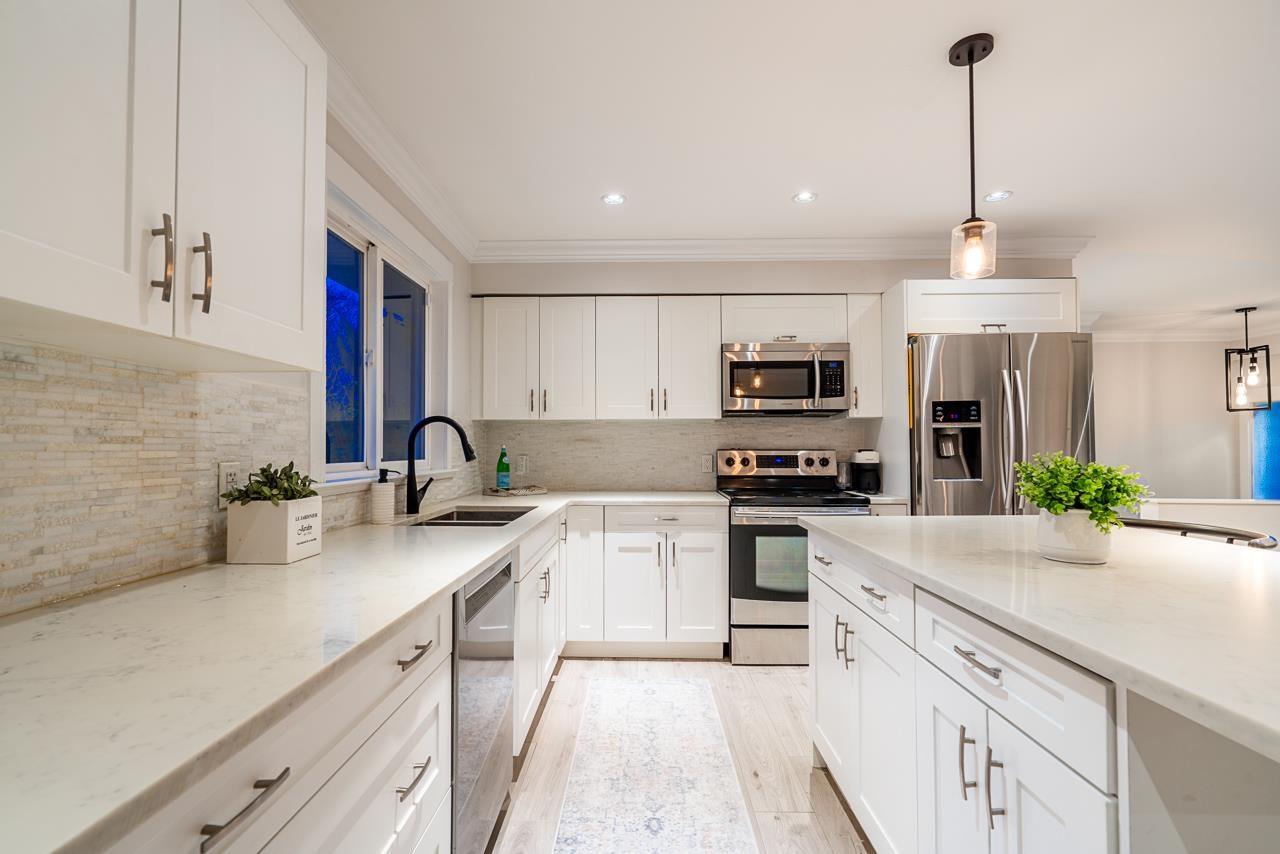 26640 28b Avenue, Langley, British Columbia  V4W 3B2 - Photo 7 - R3086112