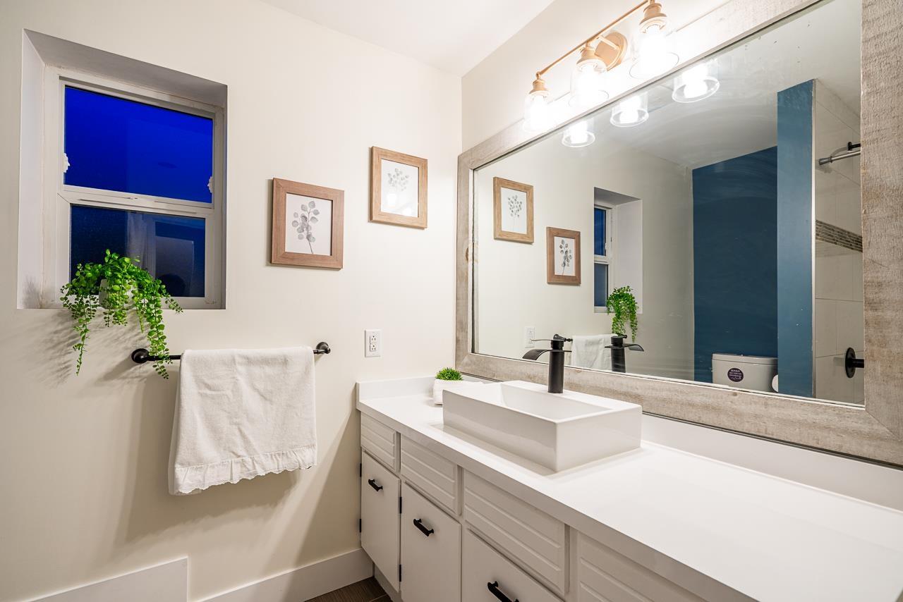 26640 28b Avenue, Langley, British Columbia  V4W 3B2 - Photo 34 - R3086112