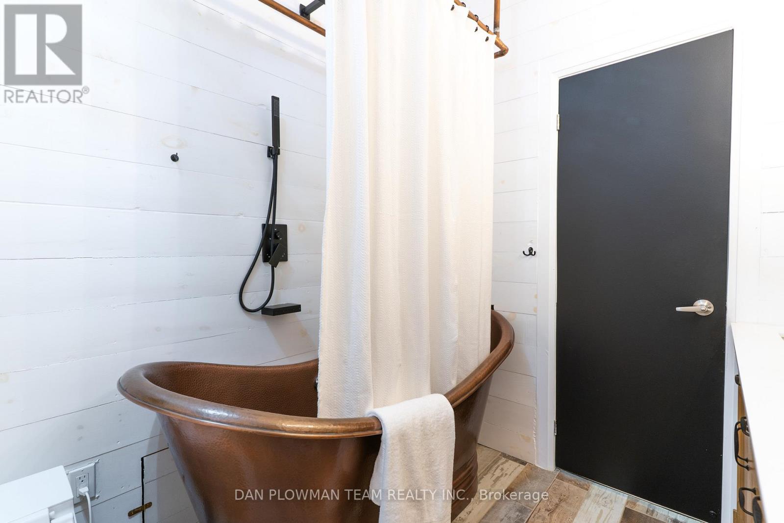 929 Dublin Street, Whitby, Ontario  L1N 1Y9 - Photo 24 - E12759042