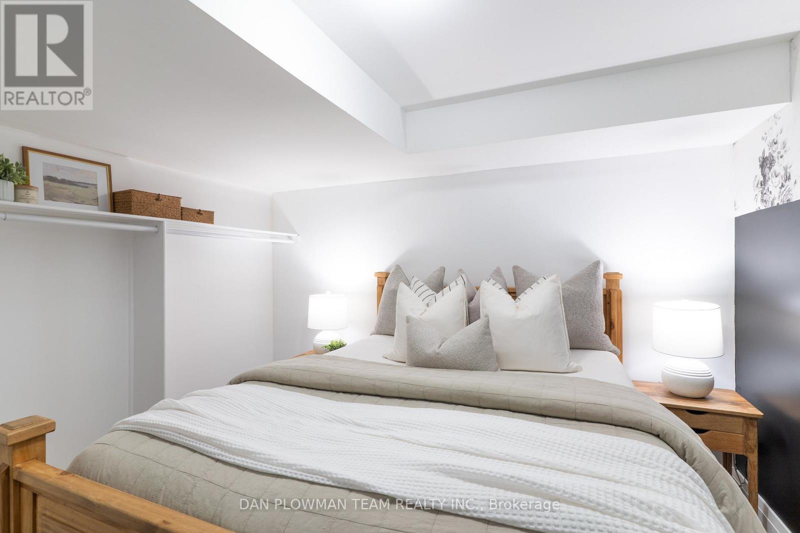 929 Dublin Street, Whitby, Ontario  L1N 1Y9 - Photo 32 - E12759042