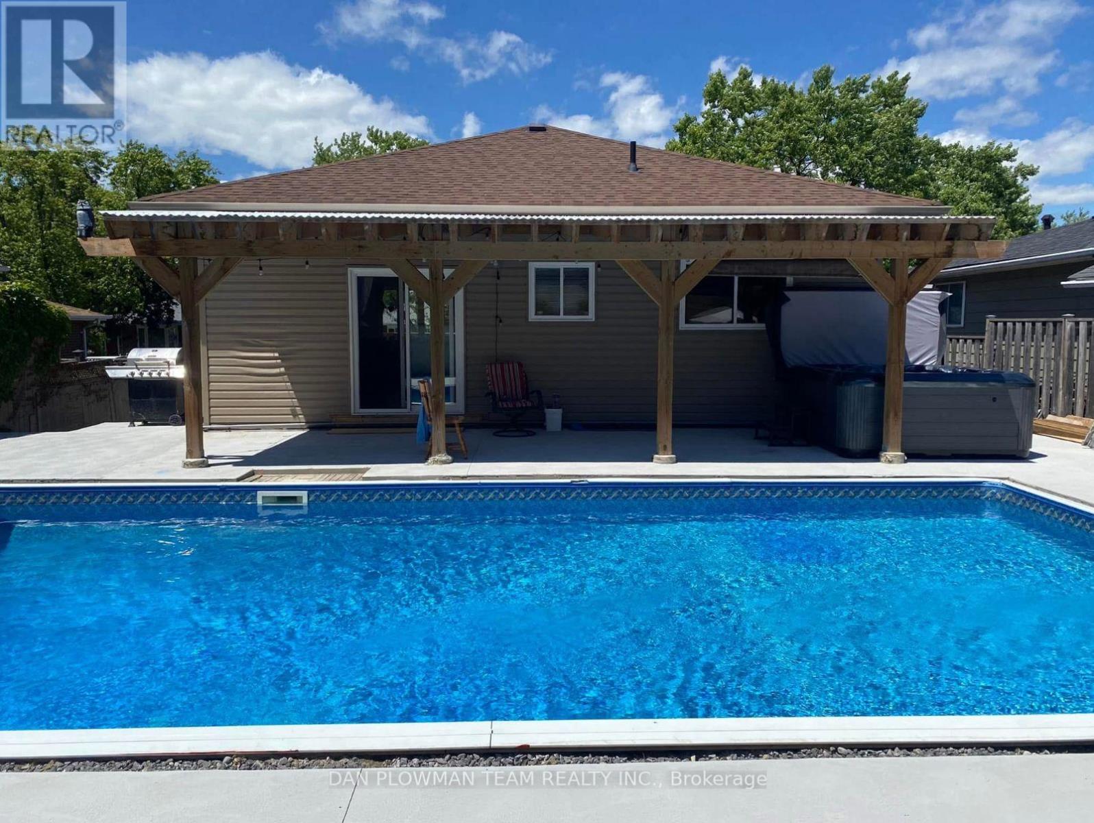 929 Dublin Street, Whitby, Ontario  L1N 1Y9 - Photo 42 - E12759042