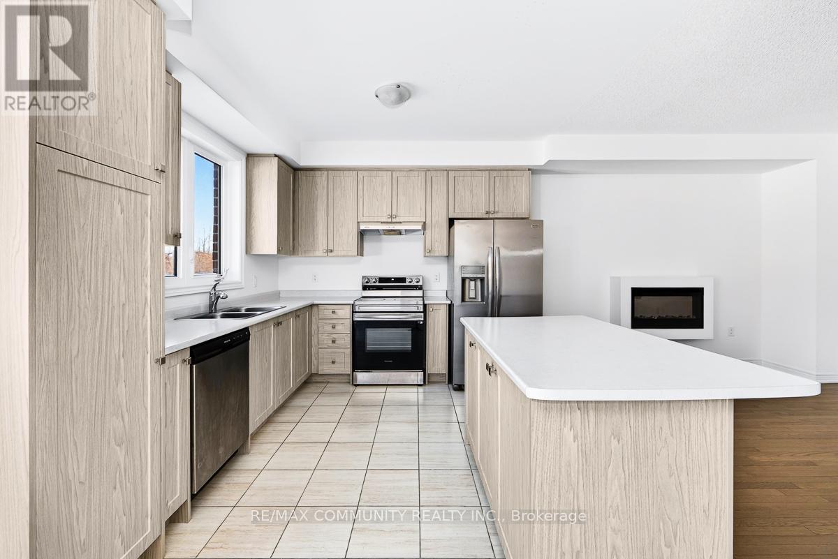 2839 Albatross Way, Pickering, Ontario  L1X 0P6 - Photo 5 - E12759102