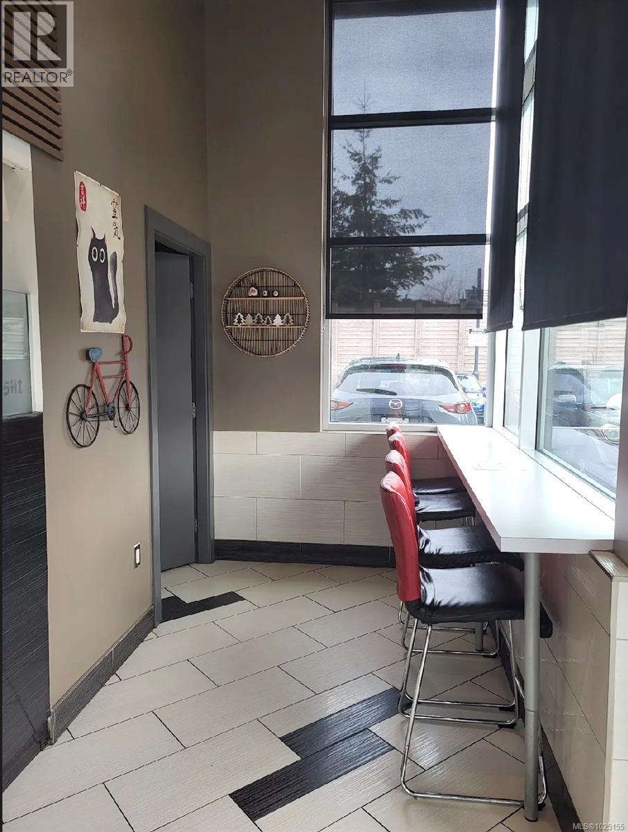 209 444 Lerwick Rd, Courtenay, British Columbia  V9N 9G4 - Photo 4 - 1025155