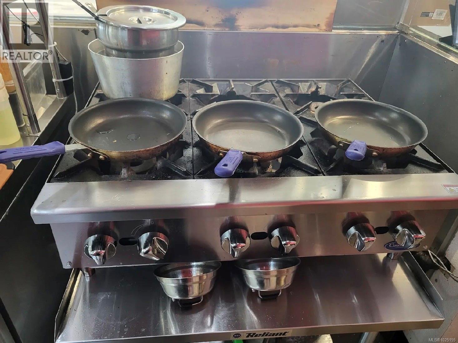 209 444 Lerwick Rd, Courtenay, British Columbia  V9N 9G4 - Photo 5 - 1025155