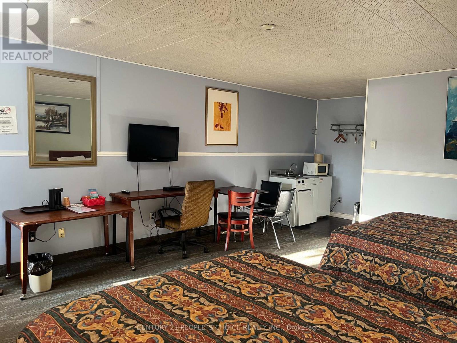 50 - 52 Highway 11 S, Cochrane, Ontario  P0L 1C0 - Photo 17 - T12751848