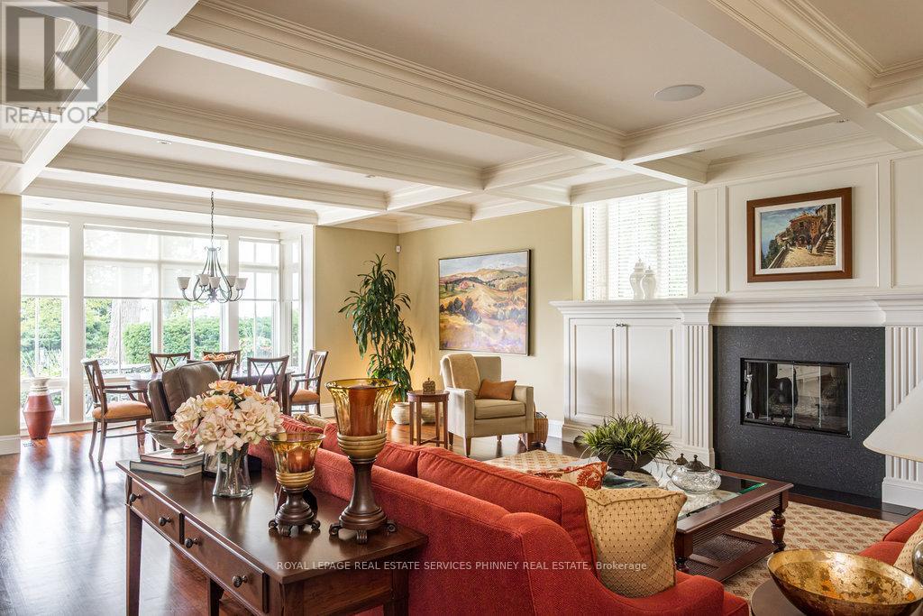 6 Ennisclare Drive W, Oakville, Ontario  L6J 4N2 - Photo 22 - W12300774