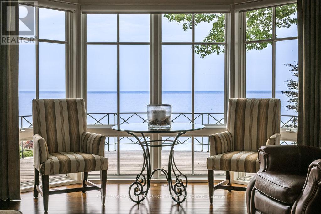 6 Ennisclare Drive W, Oakville, Ontario  L6J 4N2 - Photo 31 - W12300774