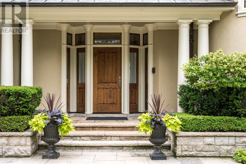 6 Ennisclare Drive W, Oakville, Ontario  L6J 4N2 - Photo 8 - W12300774