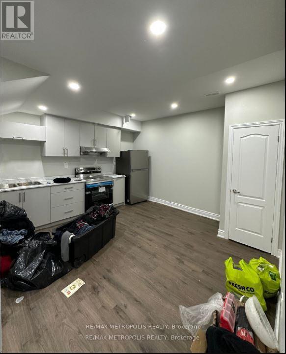 Bsmt - 31 Elverton Crescent, Brampton, Ontario  L7A 4Z4 - Photo 3 - W12720634