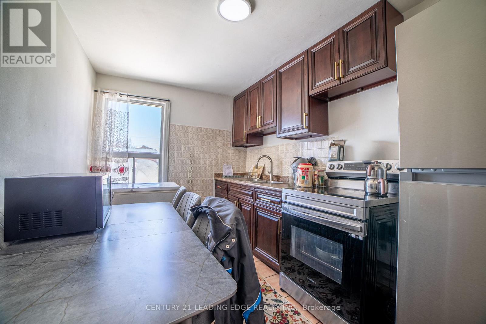 500 Caledonia Road, Toronto, Ontario  M6E 4V2 - Photo 17 - W12749014