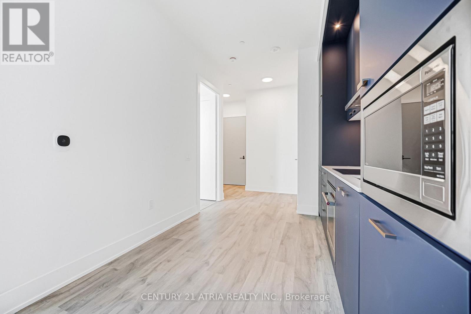 201 - 858 Dupont Street, Toronto, Ontario  M6G 0C1 - Photo 8 - W12744838