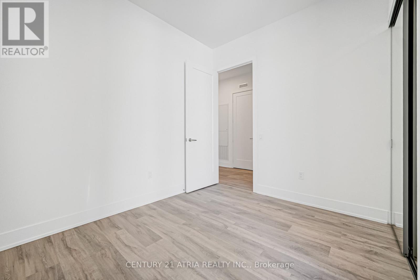 201 - 858 Dupont Street, Toronto, Ontario  M6G 0C1 - Photo 18 - W12744838