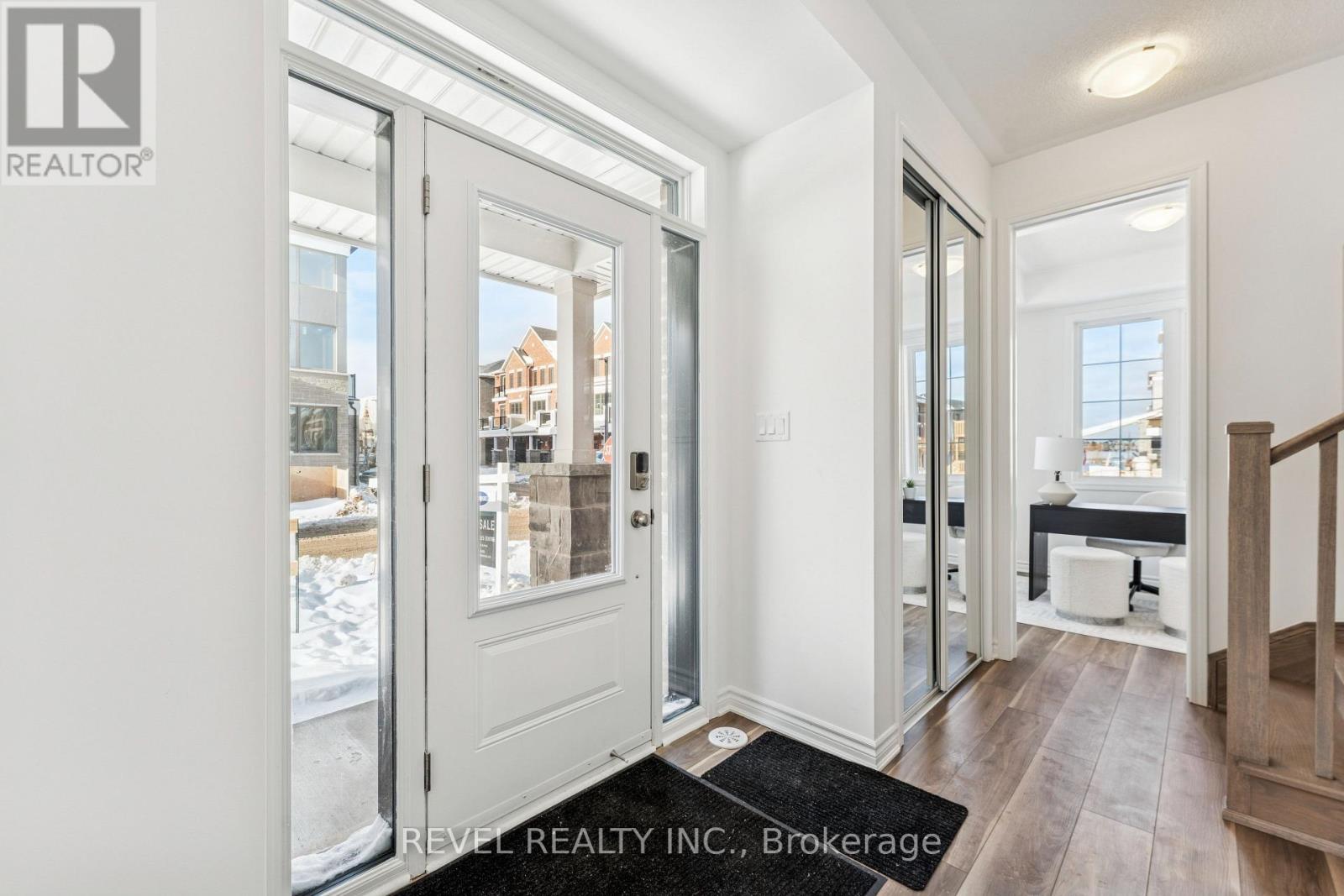 55 Vickerman Street, Brampton (Northwest Brampton), Ontario  L7A 5M7 - Photo 2 - W12750652