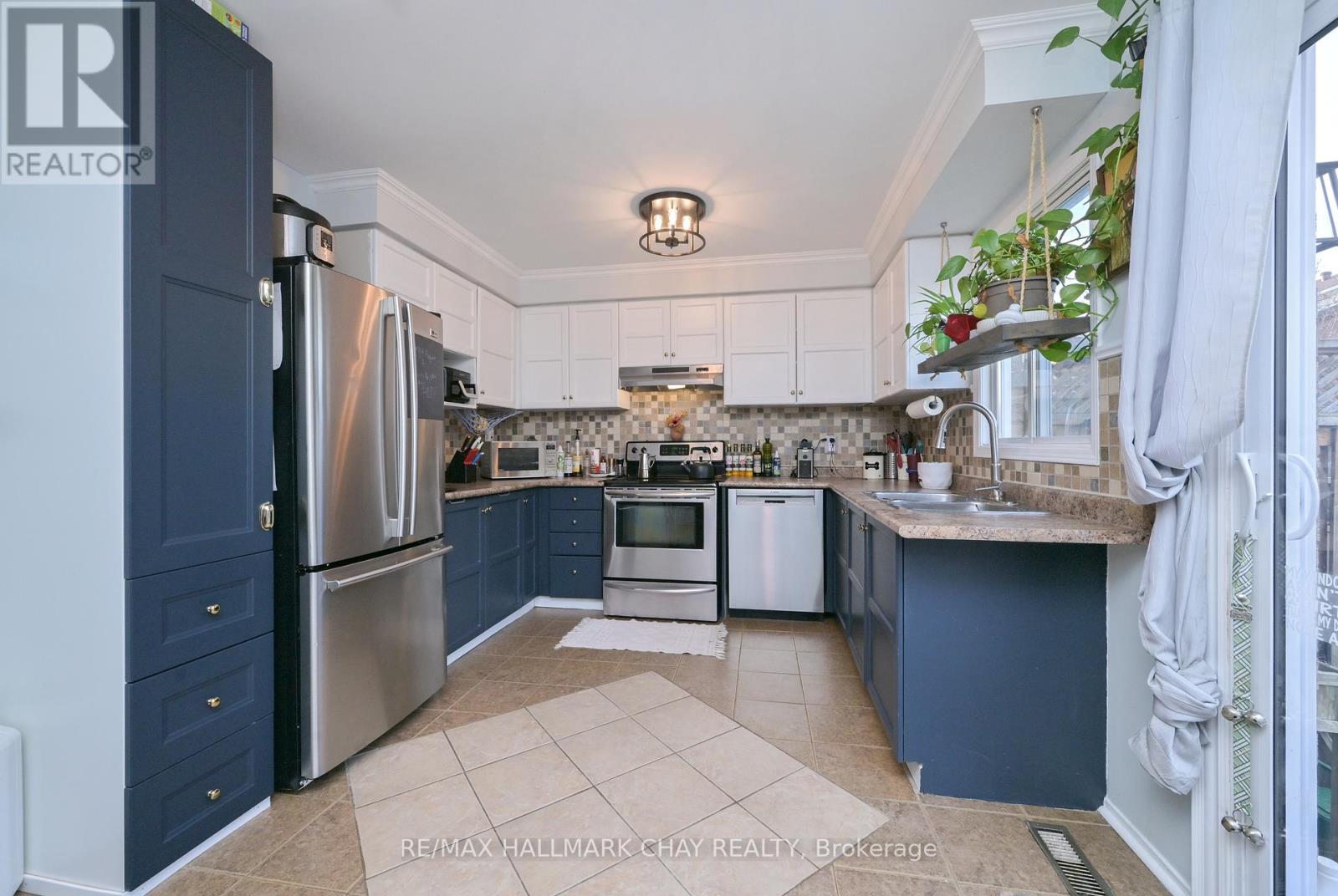 184 Heydon Avenue, New Tecumseth (Alliston), Ontario  L0M 1A0 - Photo 5 - N12759060