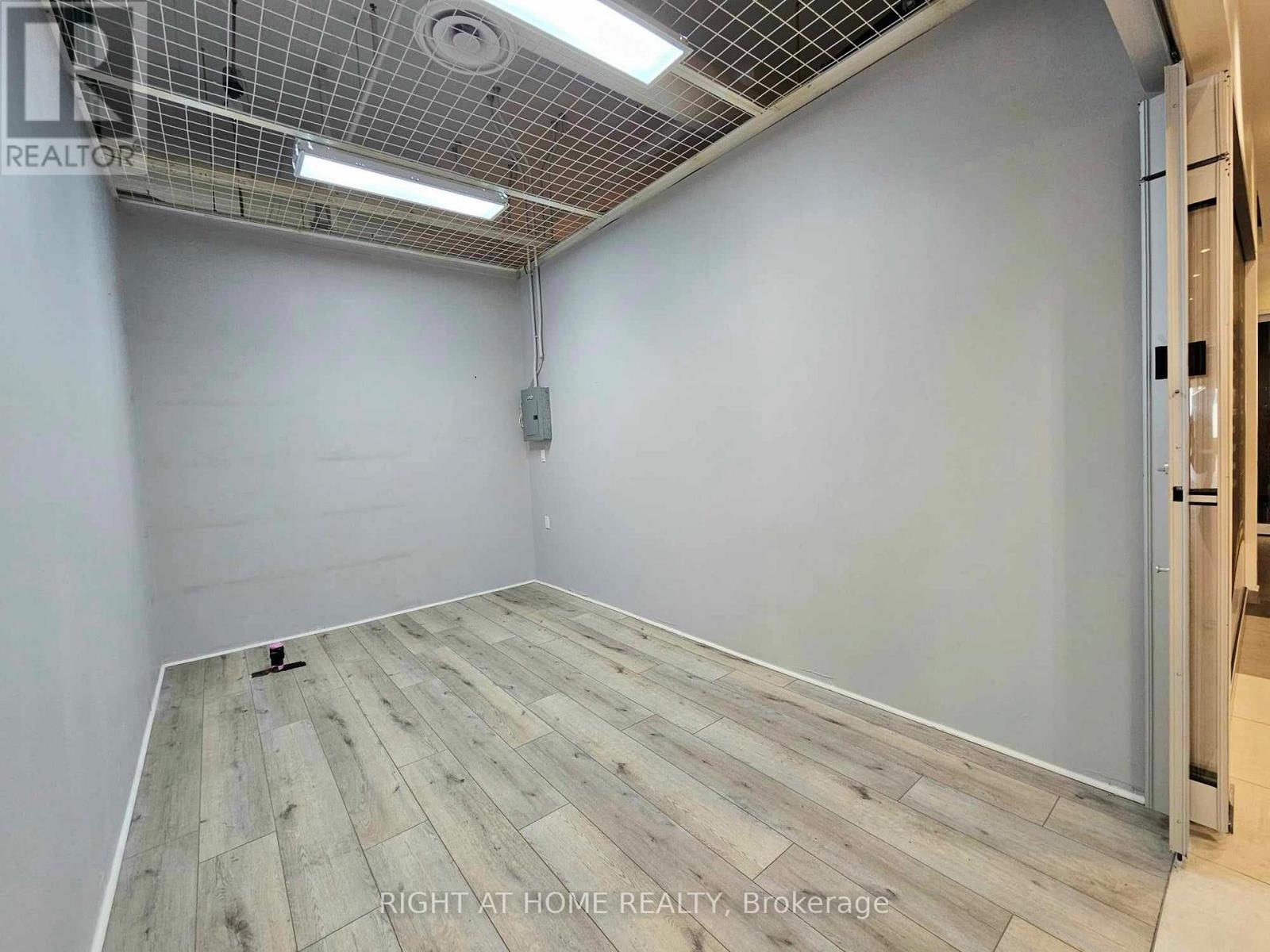 214 - 7181 Yonge Street, Markham, Ontario  L3T 0C7 - Photo 6 - N12759130