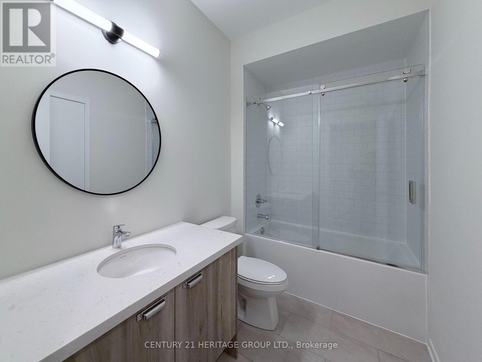 10 Helmkay Avenue, Richmond Hill, Ontario  L4E 1P4 - Photo 13 - N12759166