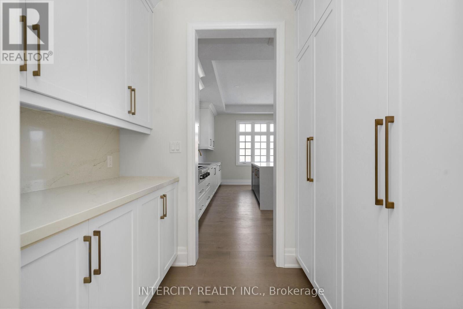 8 Heart Lake Circle, King, Ontario  L7B 0T1 - Photo 17 - N12759212