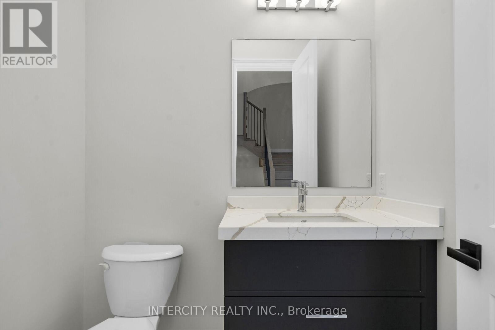 8 Heart Lake Circle, King, Ontario  L7B 0T1 - Photo 18 - N12759212