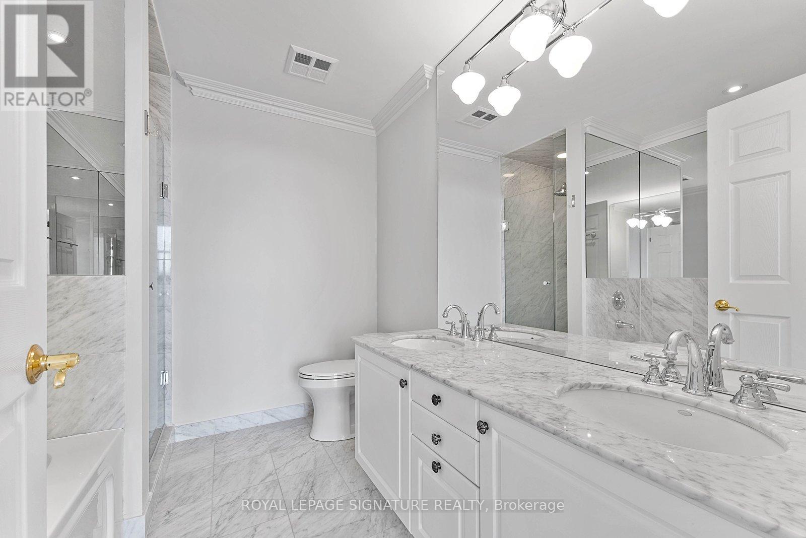 611 - 3085 Bloor Street W, Toronto (Stonegate-Queensway), Ontario  M8X 1C9 - Photo 16 - W12750944