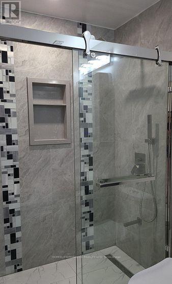 Basement - 19 Falkland Road, Brampton, Ontario  L6P 4C3 - Photo 9 - W12752546