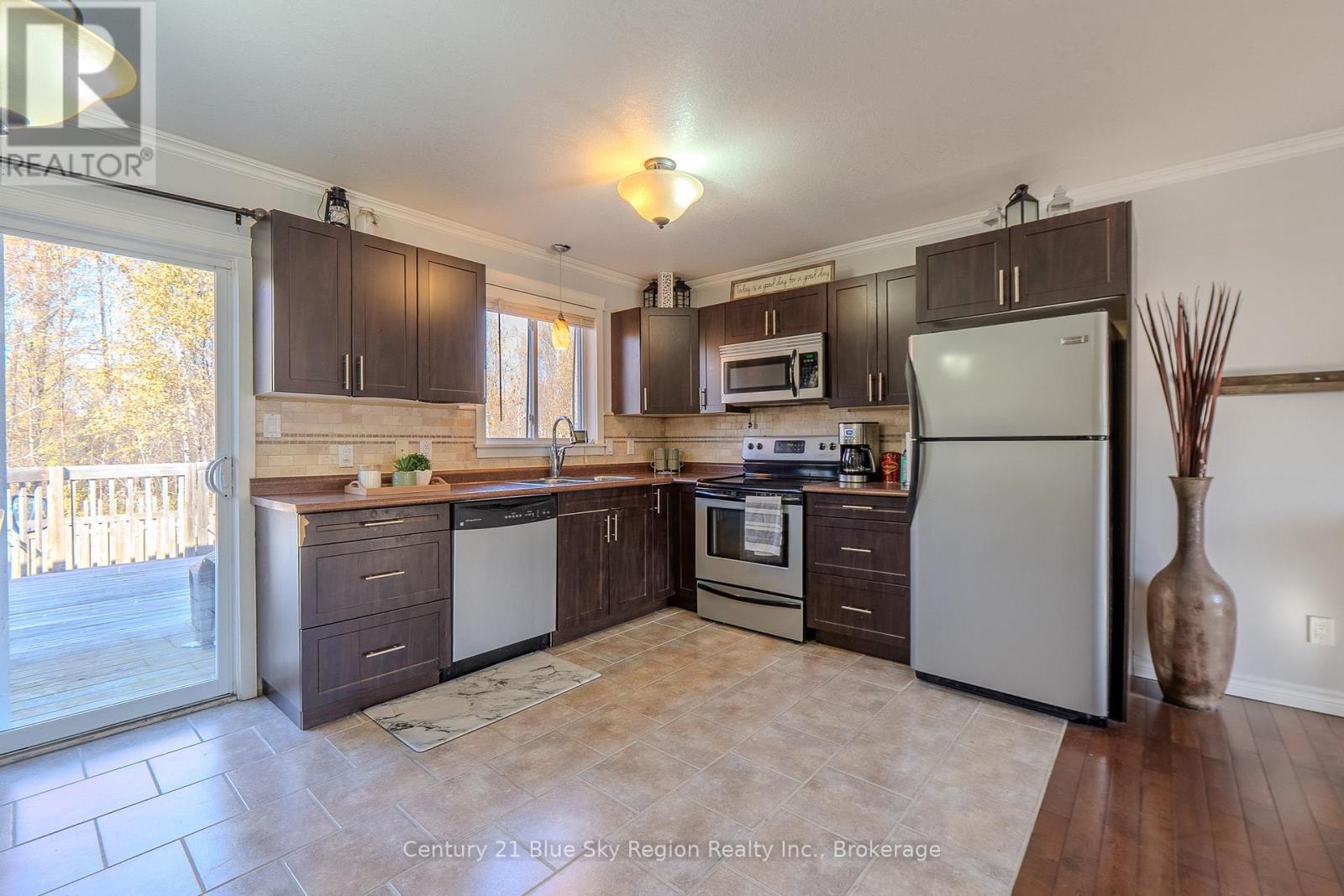 557 Demers Street, West Nipissing, Ontario  P2B 0A1 - Photo 3 - X12752352