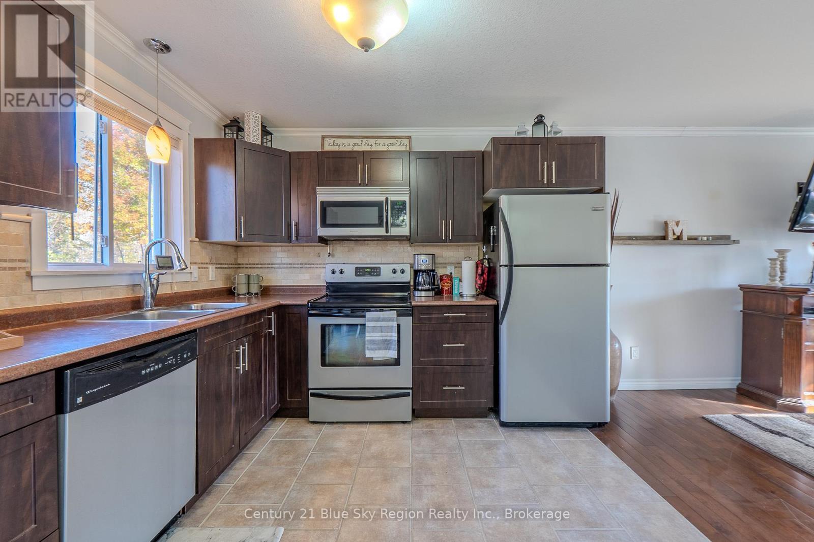 557 Demers Street, West Nipissing, Ontario  P2B 0A1 - Photo 4 - X12752352