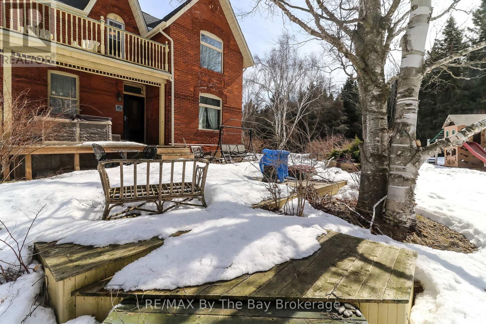 2553 County 42 Road, Clearview, Ontario  L0M 1S0 - Photo 42 - S12757382