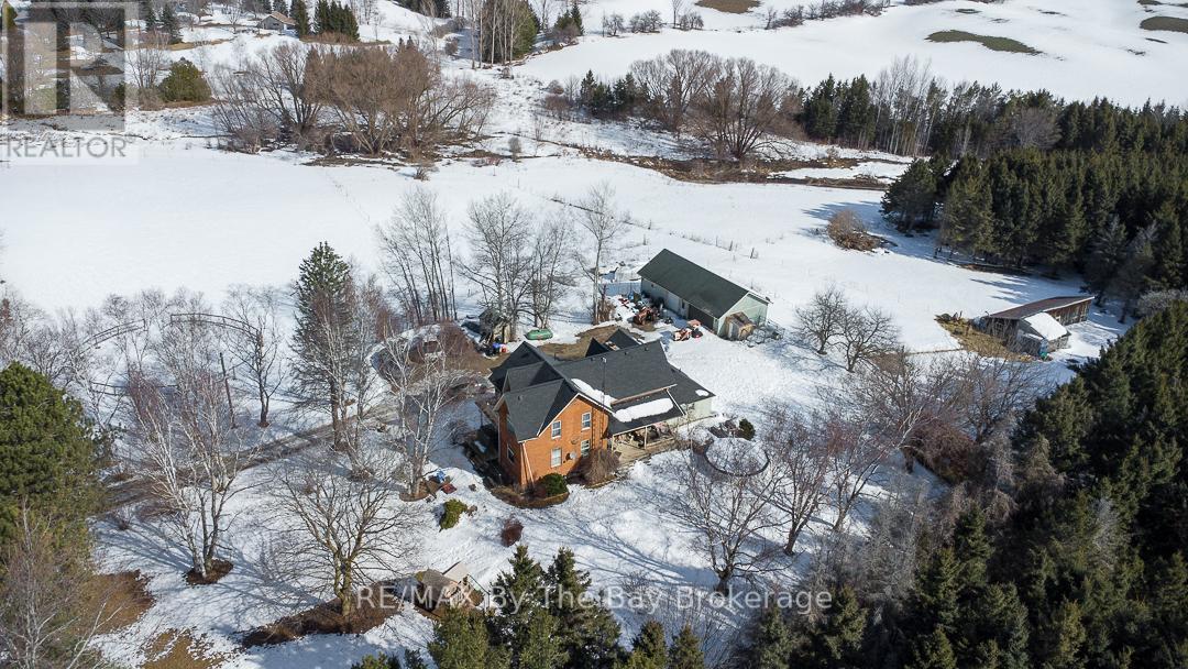 2553 County 42 Road, Clearview, Ontario  L0M 1S0 - Photo 7 - S12757382