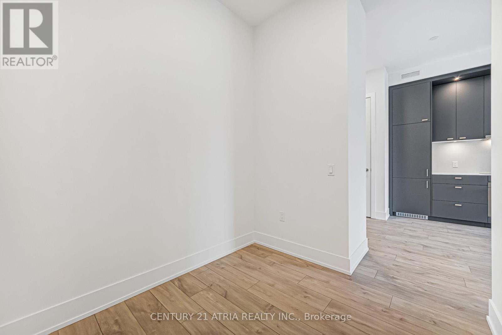 207 - 858 Dupont Street, Toronto, Ontario  M6G 0C1 - Photo 12 - W12752658