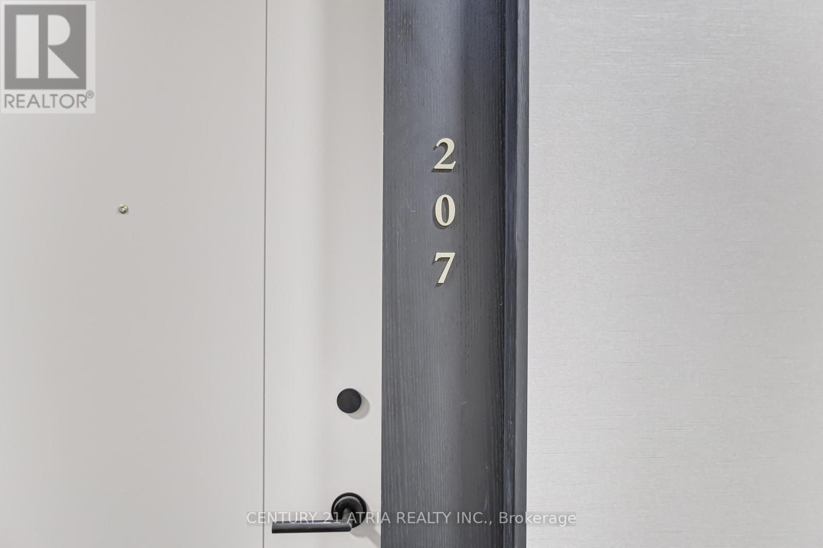 207 - 858 Dupont Street, Toronto, Ontario  M6G 0C1 - Photo 2 - W12752658