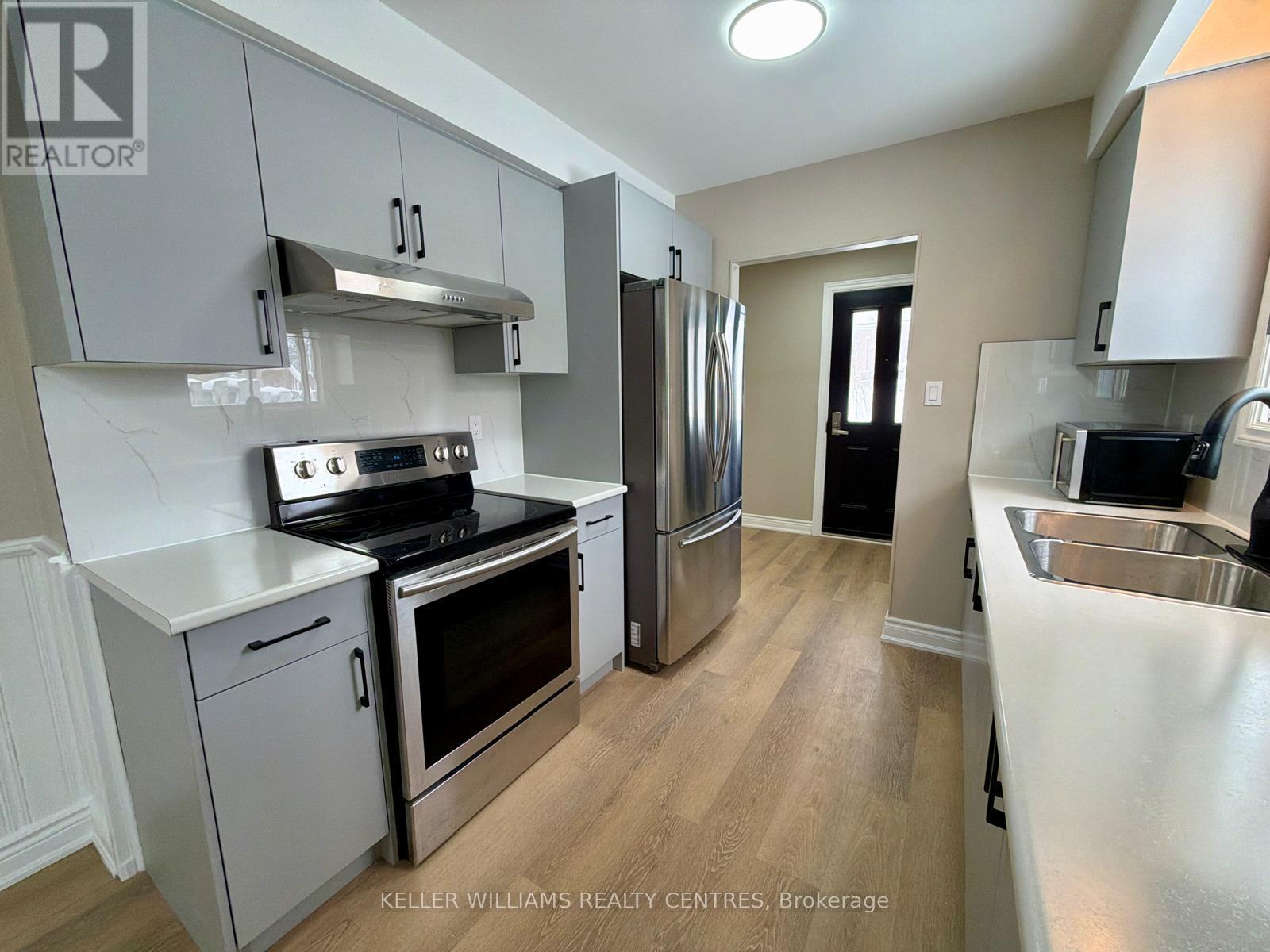 27 Sylvia Street, Barrie (Grove East), Ontario  L4M 5J2 - Photo 10 - S12759204