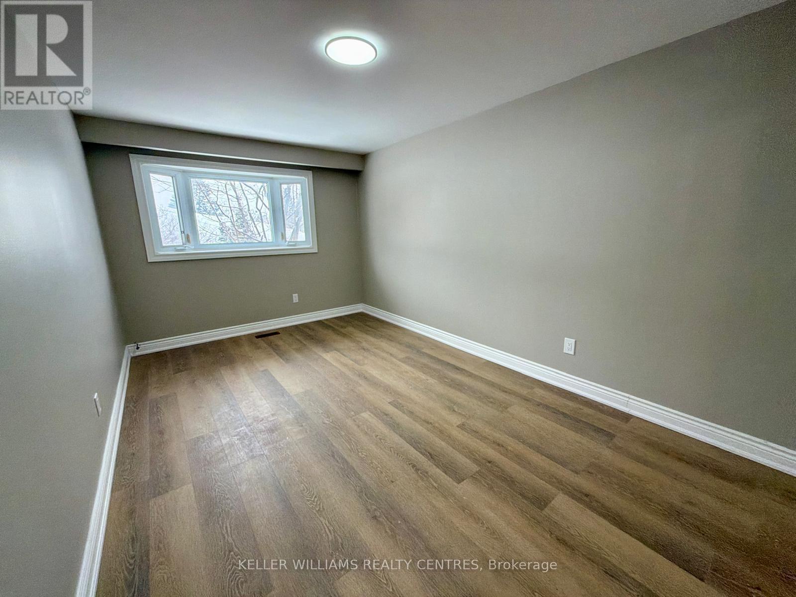 27 Sylvia Street, Barrie (Grove East), Ontario  L4M 5J2 - Photo 21 - S12759204