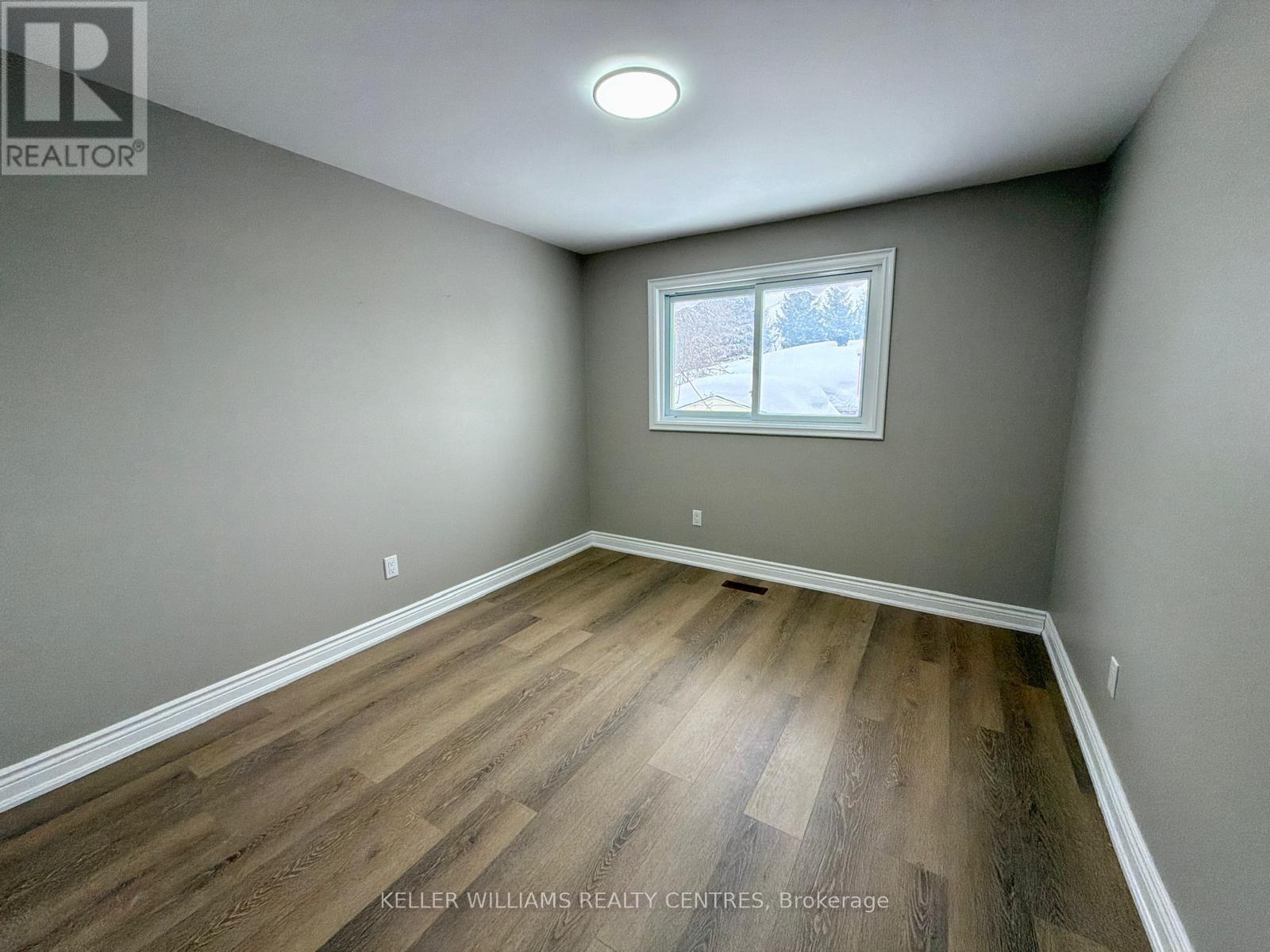 27 Sylvia Street, Barrie (Grove East), Ontario  L4M 5J2 - Photo 25 - S12759204