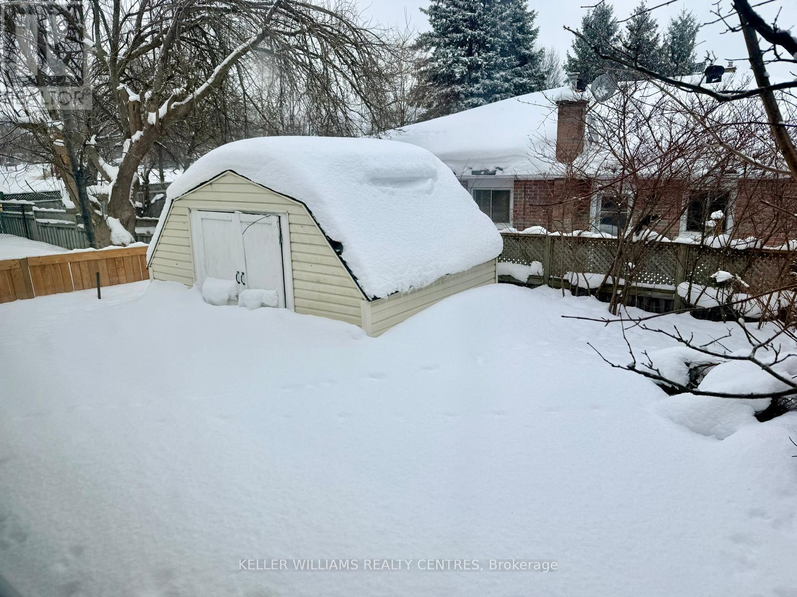 27 Sylvia Street, Barrie (Grove East), Ontario  L4M 5J2 - Photo 31 - S12759204