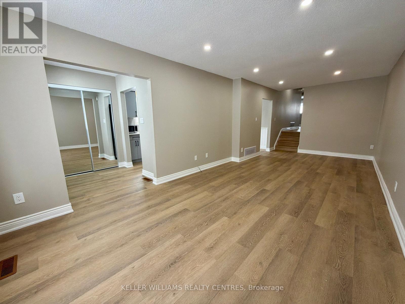 27 Sylvia Street, Barrie (Grove East), Ontario  L4M 5J2 - Photo 6 - S12759204