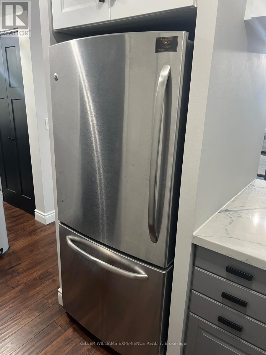 401 - 140 Dunlop Street E, Barrie, Ontario  L4M 6H9 - Photo 18 - S12759234