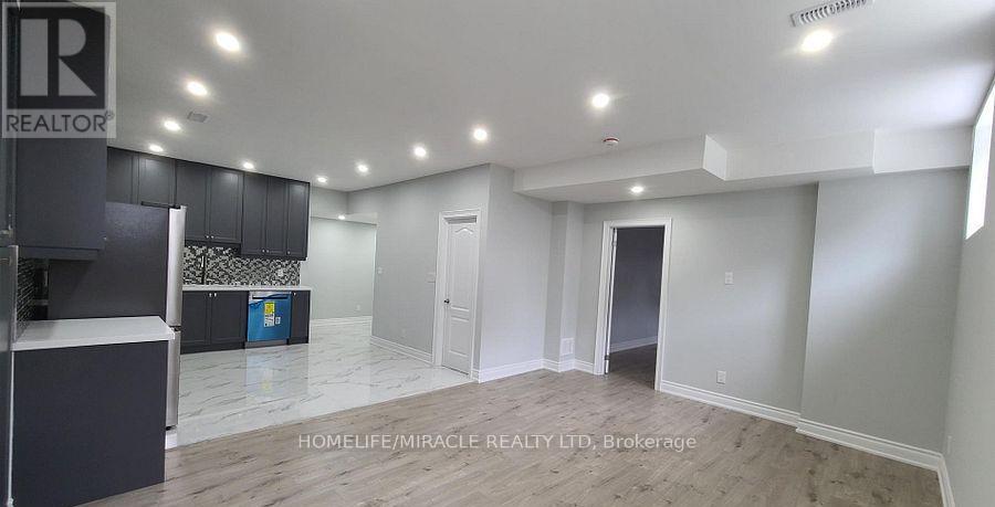 Basement - 19 Falkland Road, Brampton, Ontario  L6P 4C3 - Photo 3 - W12752546