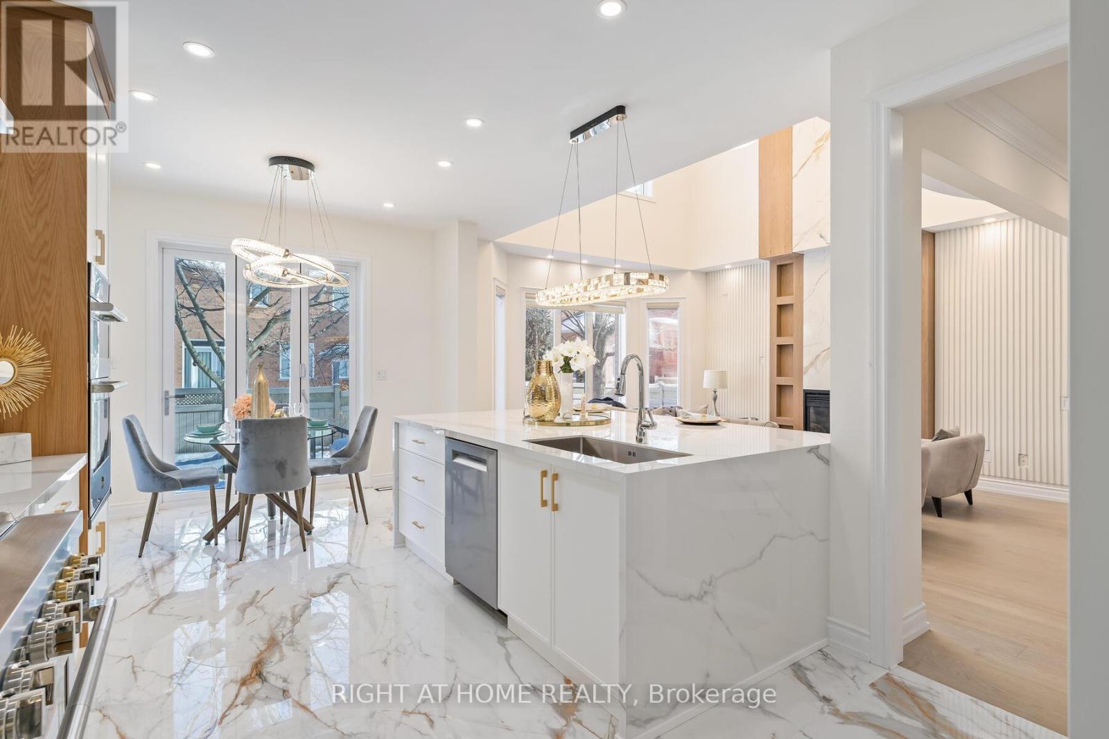 3352 Petrie Way, Oakville, Ontario  L6L 6V8 - Photo 15 - W12752646