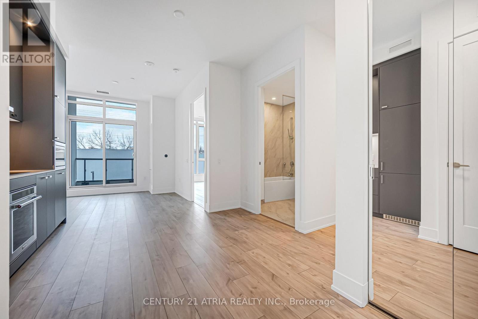 207 - 858 Dupont Street, Toronto, Ontario  M6G 0C1 - Photo 8 - W12752658