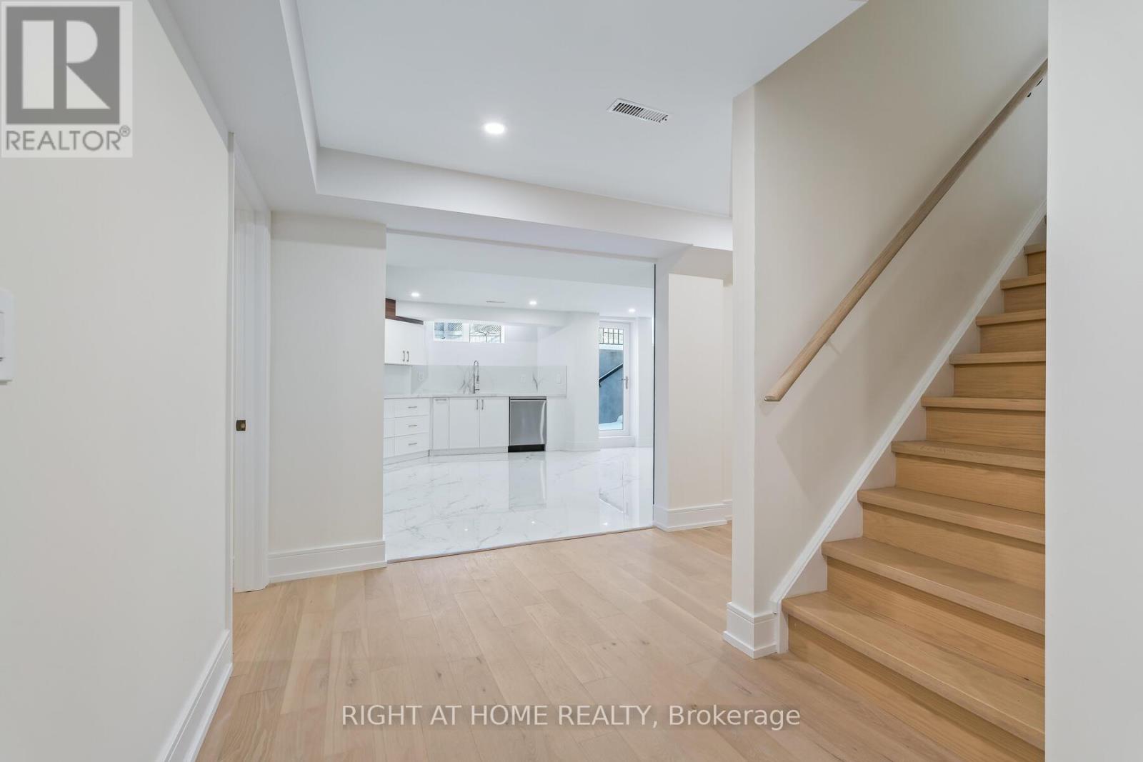 3352 Petrie Way, Oakville, Ontario  L6L 6V8 - Photo 35 - W12752646