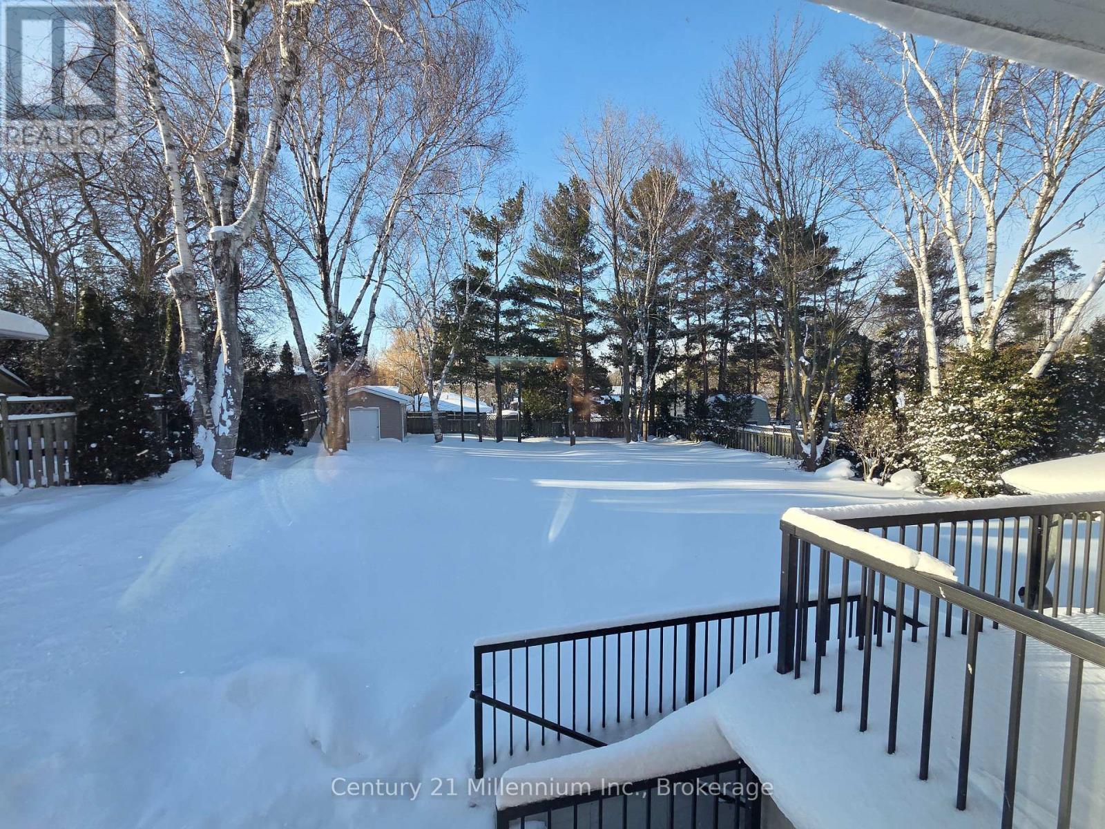 Unit 2 - 398 Kingsway Street E, Kincardine, Ontario  N2Z 1W3 - Photo 5 - X12753670