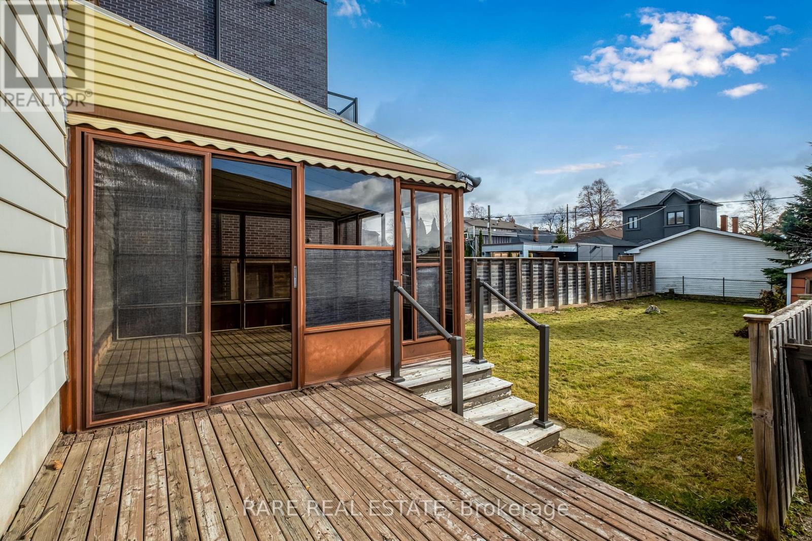 1141 Glengrove Avenue, Toronto (Yorkdale-Glen Park), Ontario  M6B 2K5 - Photo 44 - W12753452