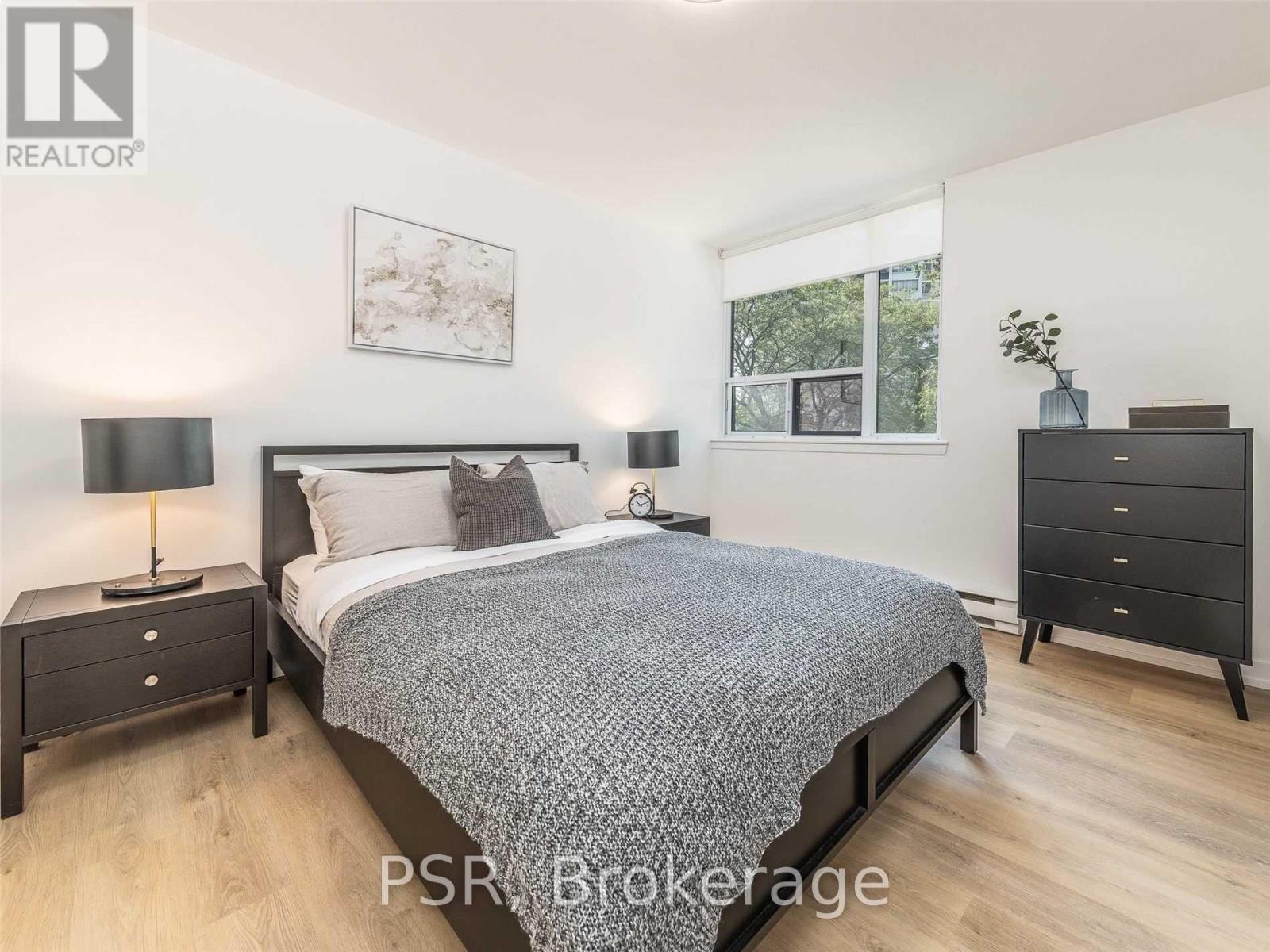 1008 - 240 Markland Drive, Toronto (Markland Wood), Ontario  M9C 1R3 - Photo 14 - W12753148